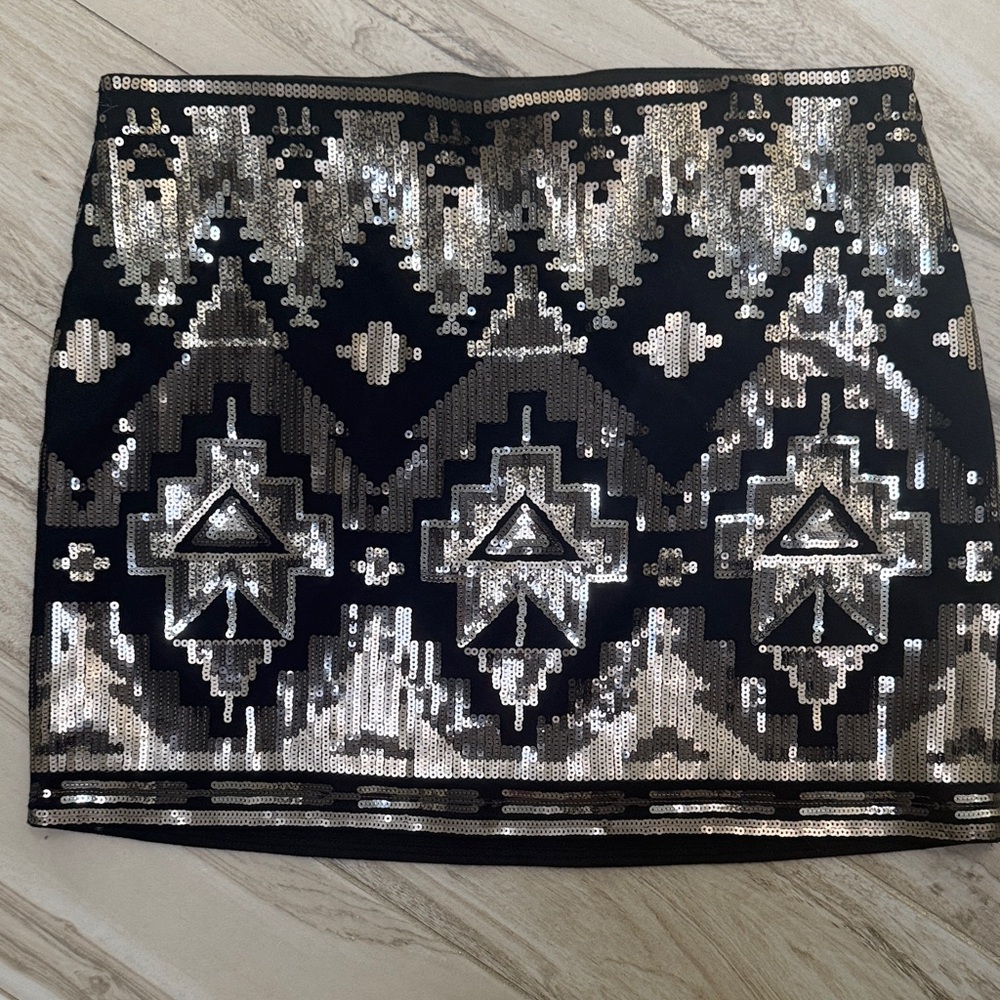 Express Geometric Sequin Mini Skirt Medium